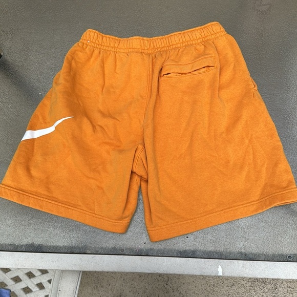 Nike men’s fleece training shorts size large - Picture 4 of 4